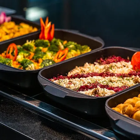 Hvd Club Bor Ultra - Private & Free Parking Hotel