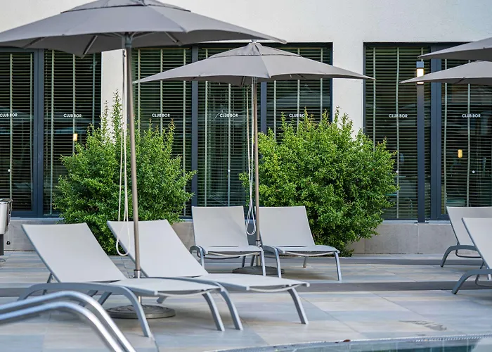 Hvd Club Bor Ultra - Private & Free Parking 4*