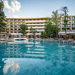 Hvd Club Bor Ultra - Private & Free Parking Hotel Słoneczny Brzeg
