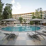 Hvd Club Bor Ultra - Private & Free Parking 4* Слънчев бряг
