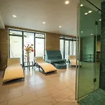 Hvd Club Bor Ultra - Private & Free Parking Хотел 4*