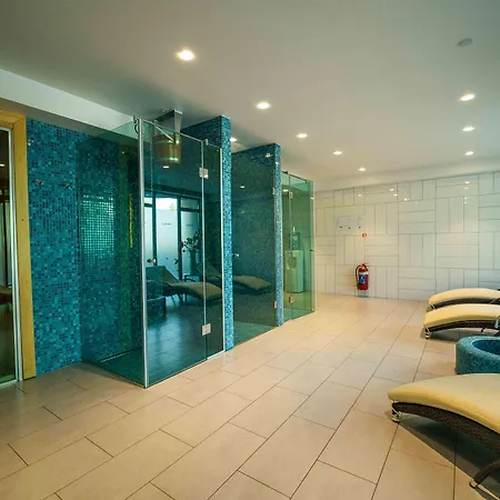 Hvd Club Bor Ultra - Private & Free Parking Hotel