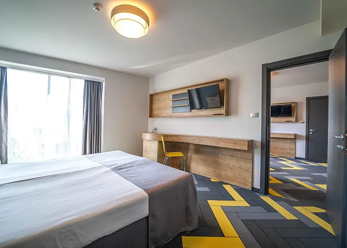 Ξενοδοχείο Hvd Club Bor Ultra - Private & Free Parking 4*