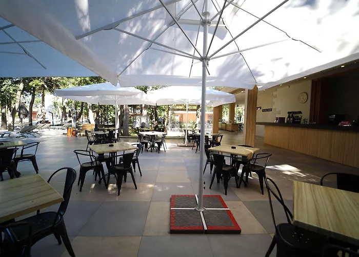 Hvd Club Bor Ultra - Private & Free Parking Hotel 4*