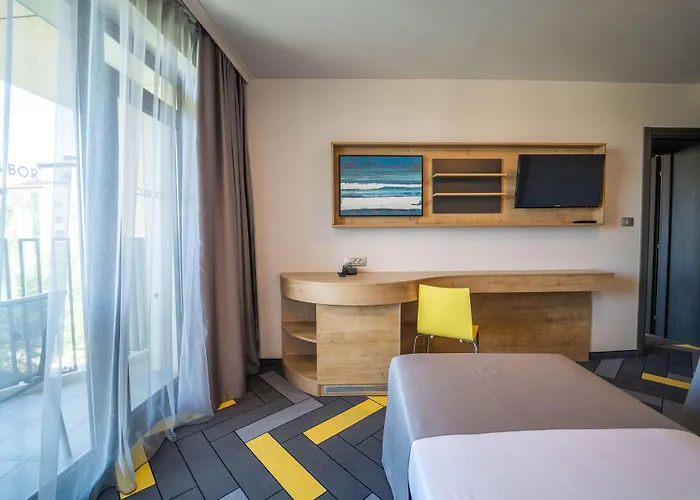 Ξενοδοχείο Hvd Club Bor Ultra - Private & Free Parking