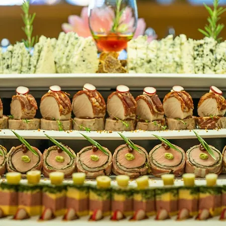 Hvd Club Bor Ultra - Private & Free Parking ساني بيتش