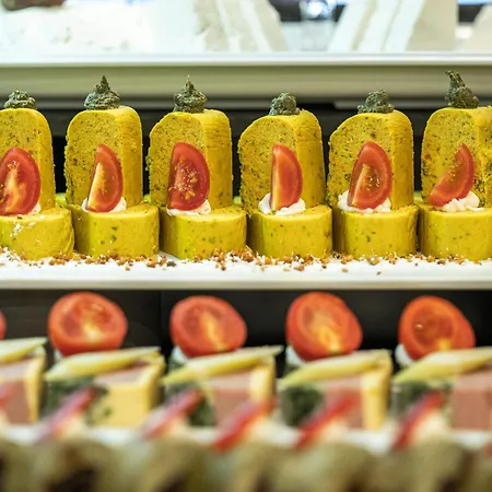 Hvd Club Bor Ultra - Private & Free Parking فندق 4*