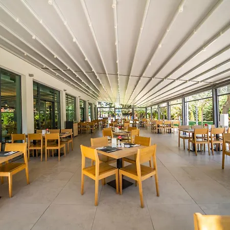 فندق Hvd Club Bor Ultra - Private & Free Parking 4*